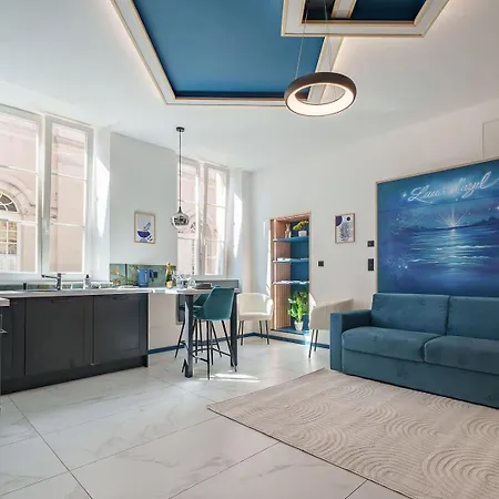 Lueur Dazul Apartment *