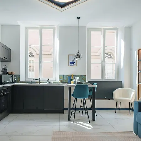 Lueur Dazul Apartment *